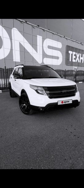 SUV   Ford Explorer 2013 , 2555000 , 