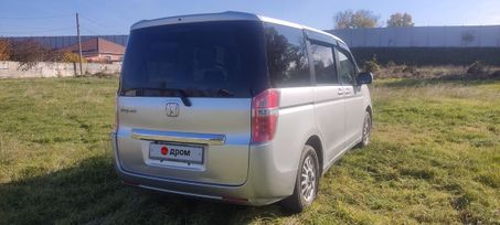    Honda Stepwgn 2013 , 1600000 , 