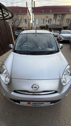  Nissan March 2010 , 700000 , 