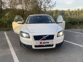  3  Volvo C30 2008 , 900000 , 