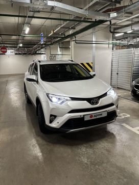 SUV   Toyota RAV4 2018 , 2850000 , 