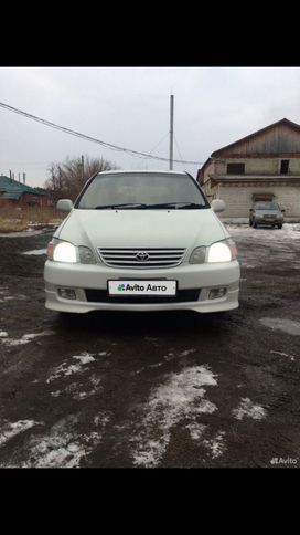    Toyota Gaia 2000 , 550000 , 