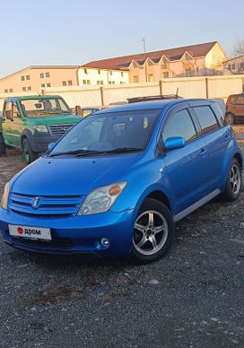  Toyota ist 2003 , 520000 , 