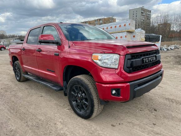 Пикап Toyota Tundra 2017 года, 8000000 рублей, 