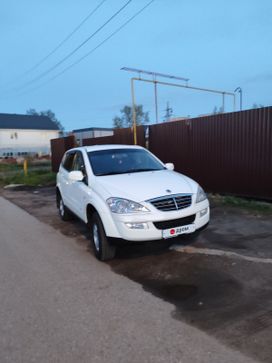 SUV   SsangYong Kyron 2013 , 900000 , 