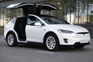 SUV   Tesla Model X 2020 , 6196000 , 