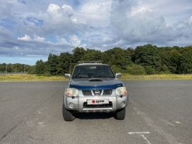  Nissan Navara 2005 , 750000 , 