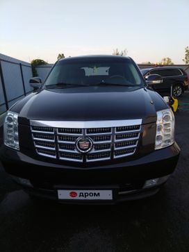 SUV   Cadillac Escalade 2011 , 2500000 , 