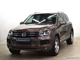 SUV   Volkswagen Touareg 2011 , 2000000 , 