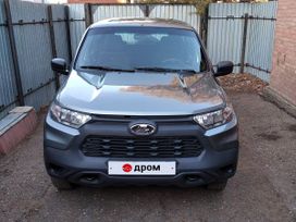 SUV      2021 , 1000000 , 