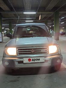  Pajero iO 1999