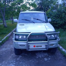 SUV    3160 1999 , 350000 , 