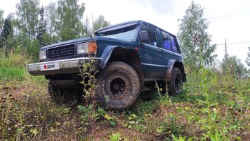 SUV   Isuzu Trooper 1985 , 180000 , 