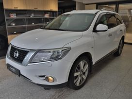 SUV   Nissan Pathfinder 2014 , 1556000 , 