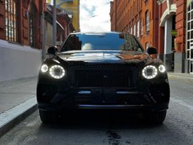 SUV   Bentley Bentayga 2022 , 30200000 , 