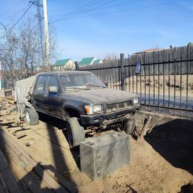  Toyota Hilux 1990 , 1300000 , 