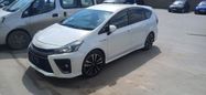    Toyota Prius Alpha 2015 , 2300000 , 