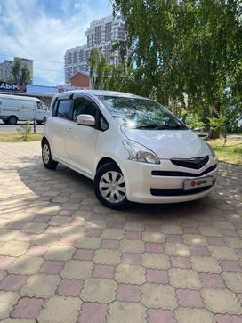  Toyota Ractis 2006 , 800000 , 