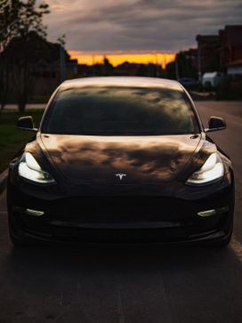  Tesla Model 3 2018 , 3590000 , 