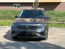 - Tiguan Allspace