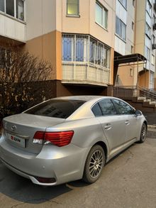  Avensis 2011