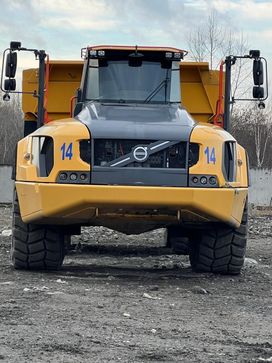   Volvo A60H 2017 , 45000000 , 