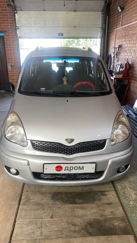    Toyota Yaris Verso 2003 , 700000 , 