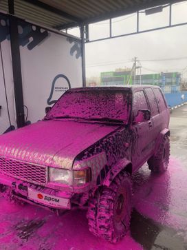  3  Isuzu Bighorn 1994 , 400000 , 