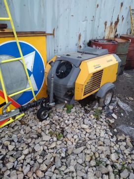  Atlas Copco XAS 27HP 2015 , 450000 , 