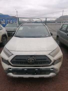 SUV   Toyota RAV4 2024 , 4000000 , 