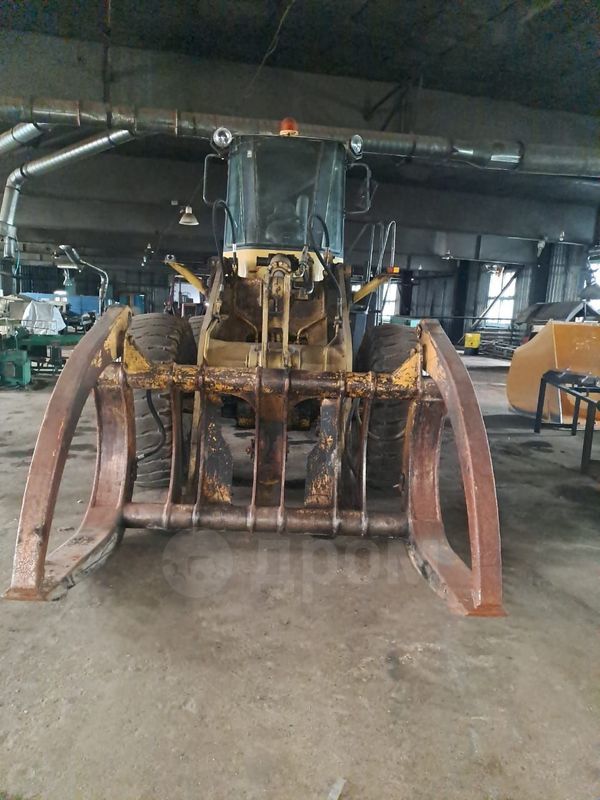   Komatsu WA320 1996 , 650000 , 