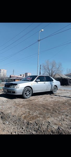  Nissan Bluebird 2000 , 320000 , 