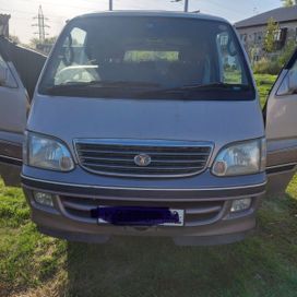    Toyota Hiace 2002 , 1050000 , 