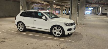 SUV   Volkswagen Touareg 2014 , 2800000 , 