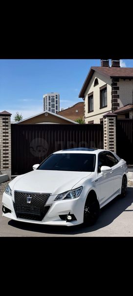  Toyota Crown 2014 , 2555000 , 