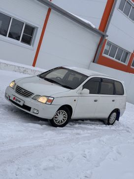    Toyota Gaia 2000 , 635000 , 