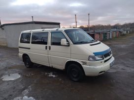    Volkswagen Caravelle 2002 , 910000 , 