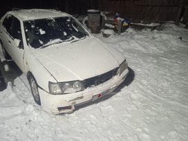  Nissan Bluebird 1997 , 100000 , 