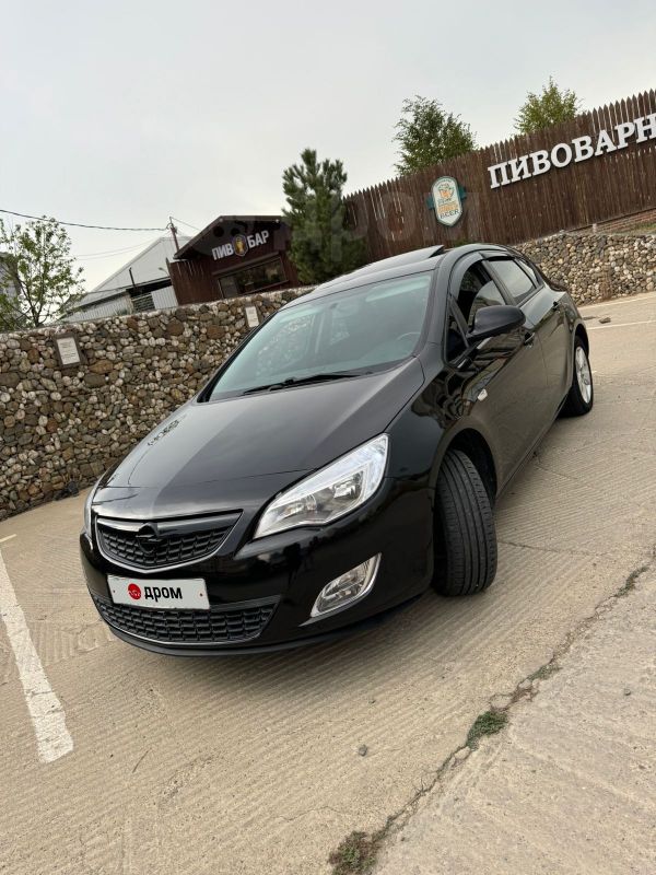  Opel Astra 2011 , 900000 , 