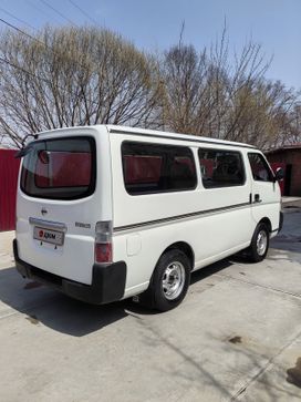    Nissan Caravan 2002 , 900000 , 