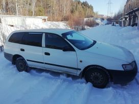  Toyota Caldina 2002 , 215000 , 