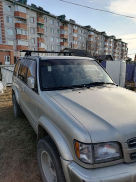 SUV   Isuzu Trooper 2000 , 730000 , 