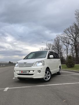    Toyota Noah 2003 , 1170000 , 