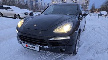 SUV   Porsche Cayenne 2012 , 3300000 , 