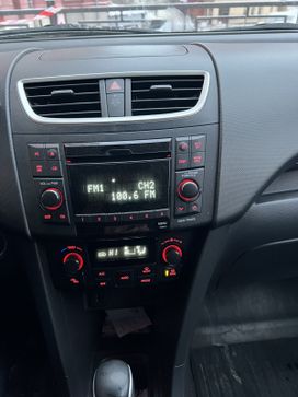  Suzuki Swift 2011 , 710000 , 