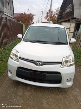    Toyota Sienta 2012 , 1167000 , 