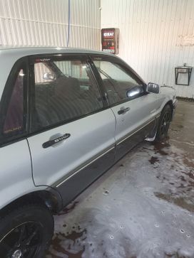  Mitsubishi Galant 1990 , 240000 , 