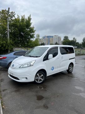    Nissan e-NV200 2014 , 3260000 , 