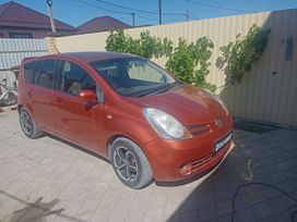  Nissan Note 2006 , 570000 , 