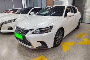  Lexus CT200h 2020 , 2480000 , 